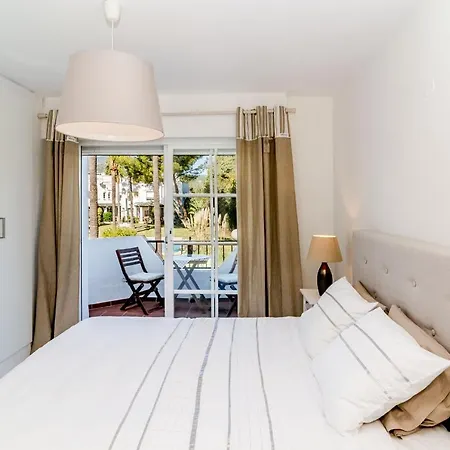 Tropical Getaway Townhouse In Nueva Andalucia Close To Los Naranjos Golf