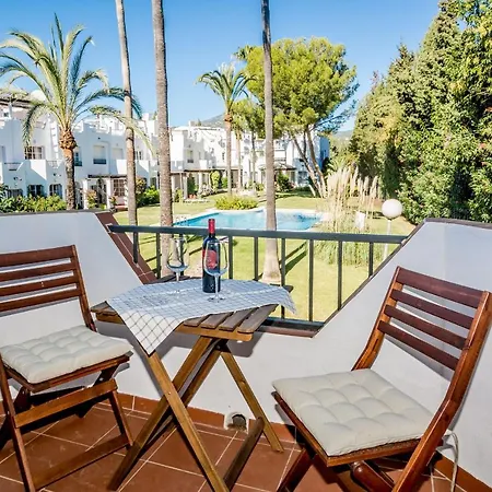 Prázdninový dům Tropical Getaway Townhouse In Nueva Andalucia Close To Naranjos Golf