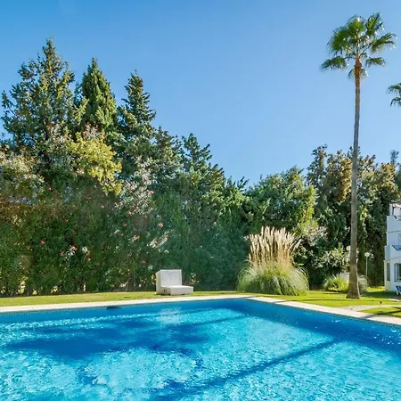 Tropical Getaway Townhouse In Nueva Andalucia Close To Naranjos Golf