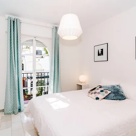 Prázdninový dům Tropical Getaway Townhouse In Nueva Andalucia Close To Naranjos Golf